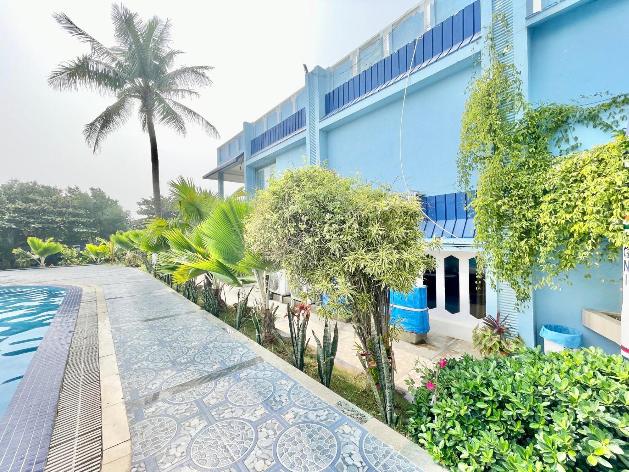 Hotel V-I Near Sea , Puri Private-Park -Gym-Spa Fully-Airconditioned-Hotel Lift-And-Parking-Facilities Breakfast-Included Εξωτερικό φωτογραφία