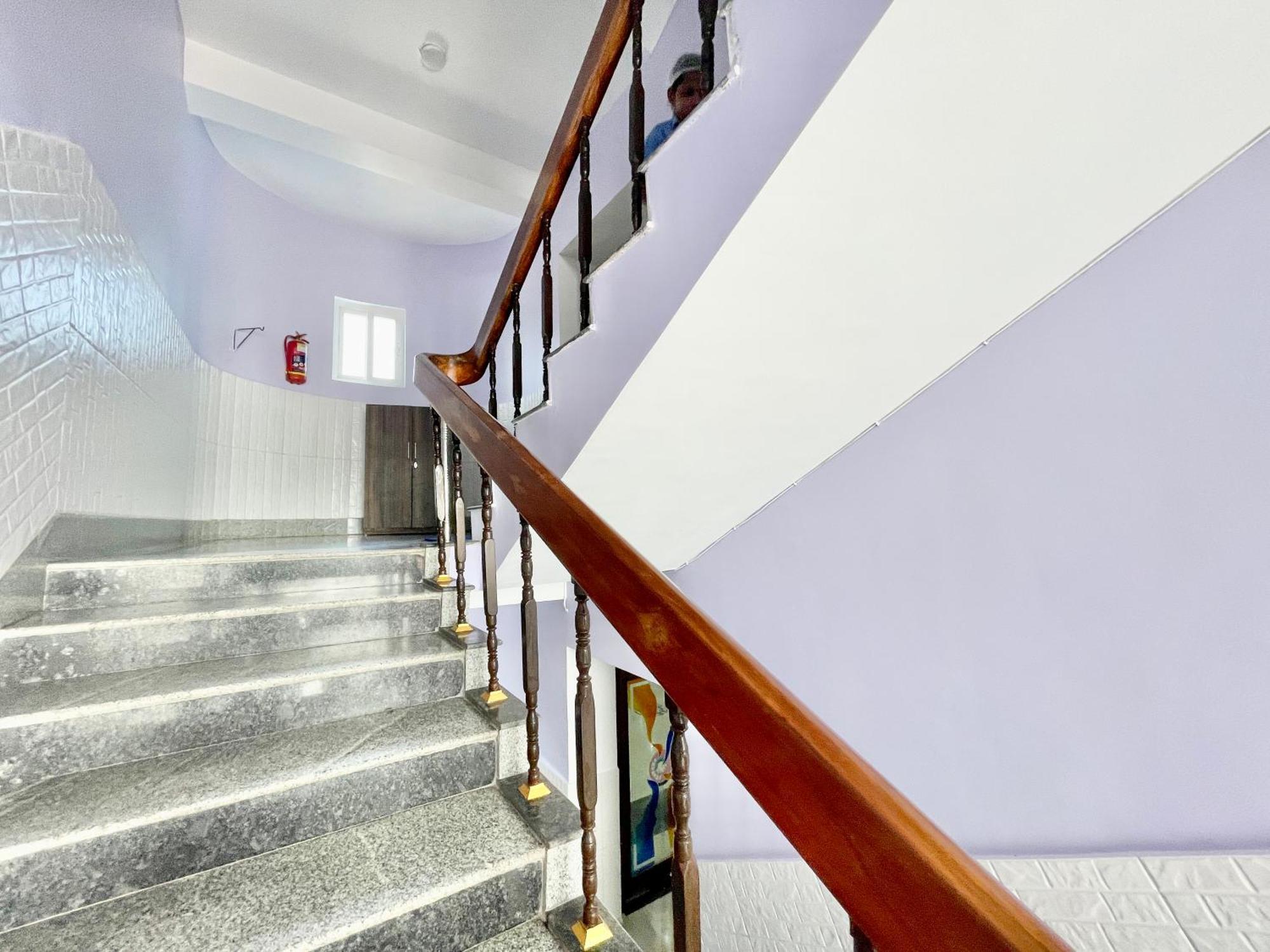 Hotel V-I Near Sea , Puri Private-Park -Gym-Spa Fully-Airconditioned-Hotel Lift-And-Parking-Facilities Breakfast-Included Εξωτερικό φωτογραφία