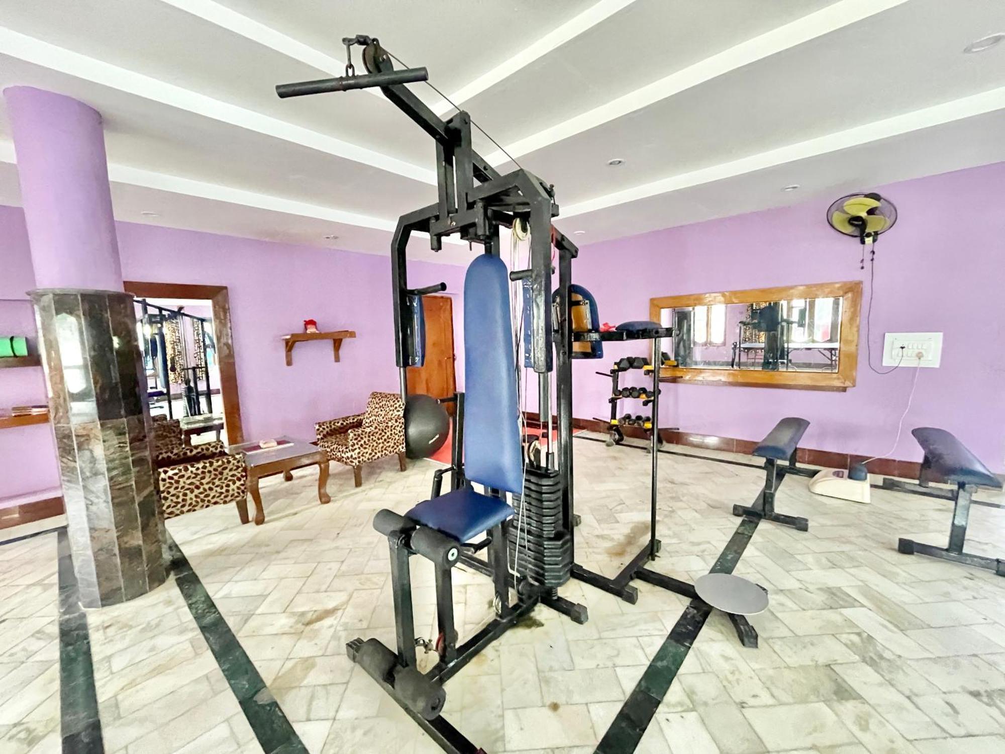 Hotel V-I Near Sea , Puri Private-Park -Gym-Spa Fully-Airconditioned-Hotel Lift-And-Parking-Facilities Breakfast-Included Εξωτερικό φωτογραφία